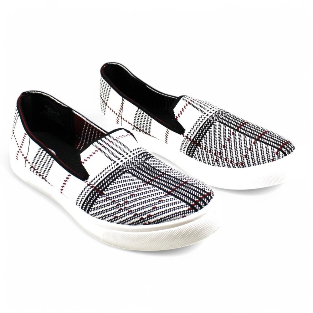 Journee Collection Sneakers